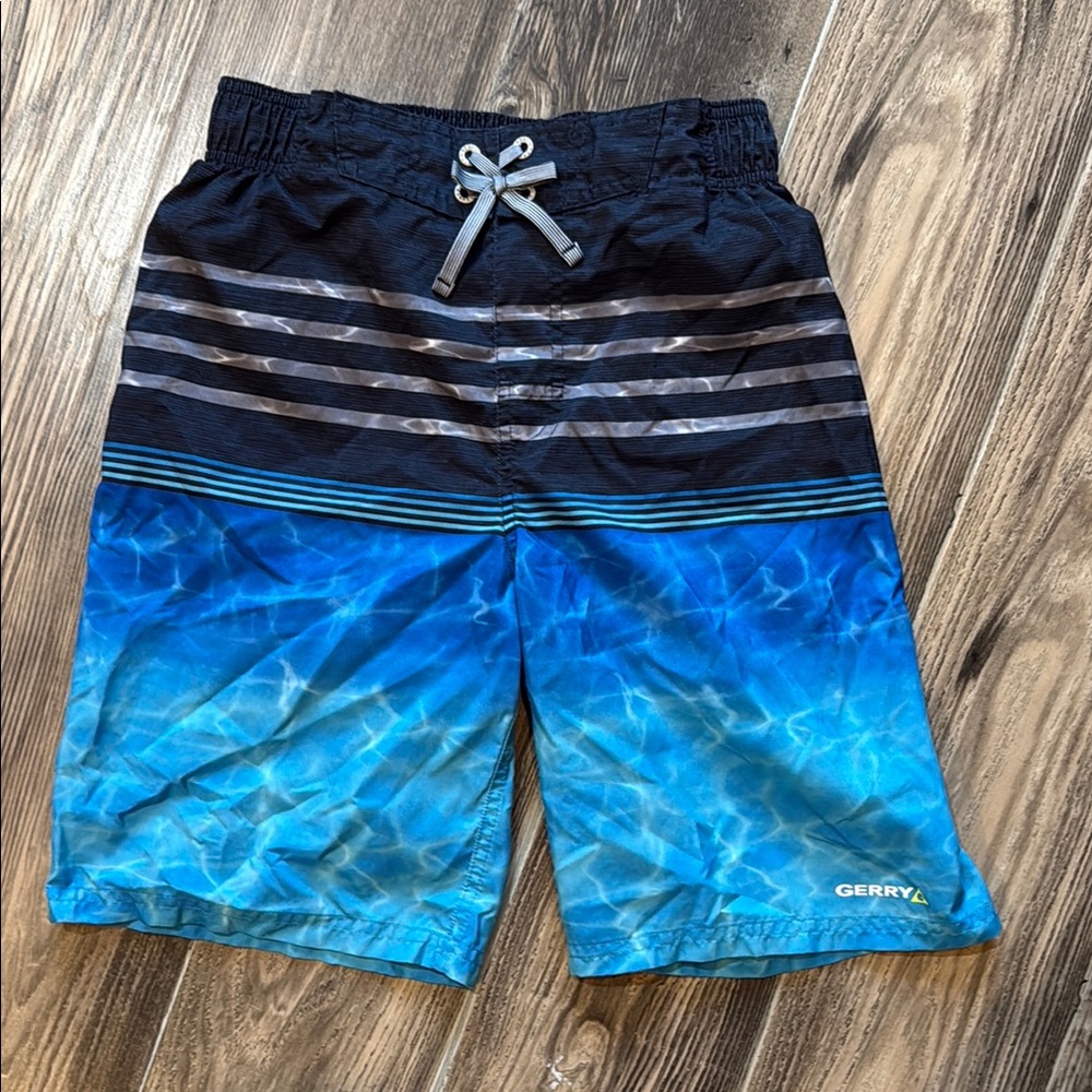 Boys board shorts/bathing suit